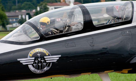 Wer trägt Breitling?