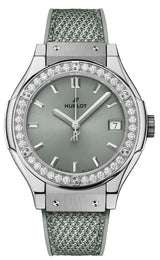 Hublot Classic Fusion Quartz Titanium Sage Green Diamonds 33 mm