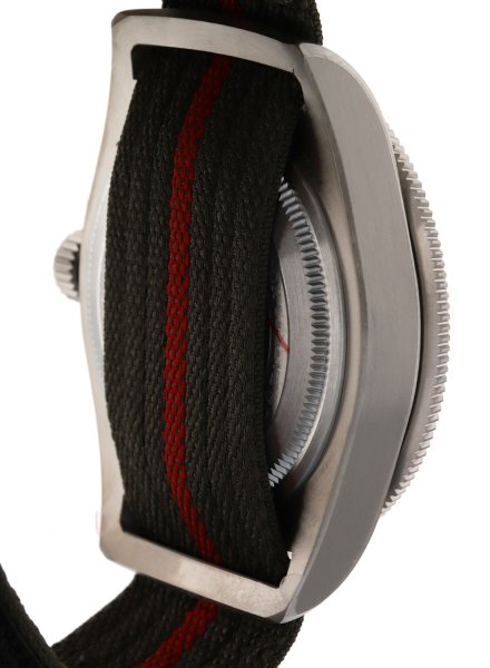 M25717N-0001-PL12841905