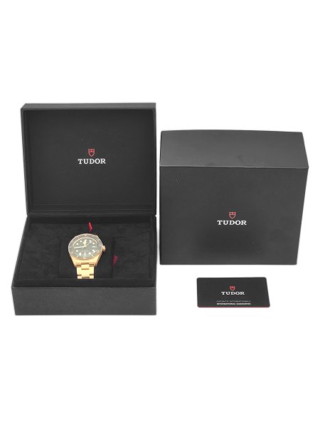 M79018V-0006-PL128415_000