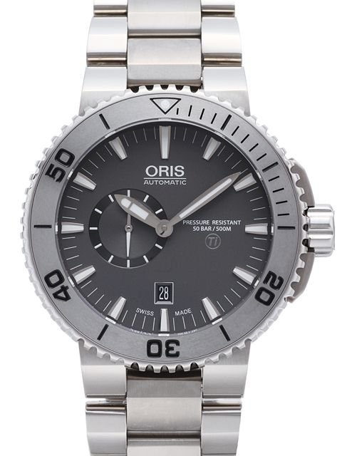 oris aquis titan small second