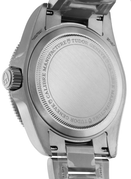 M25407N-0001-PL127320_05