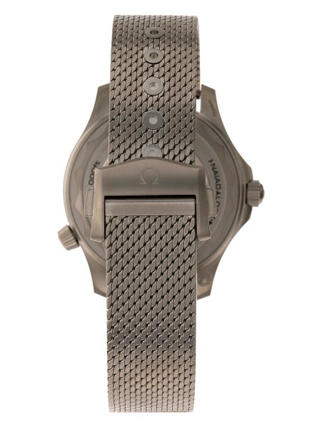 210-90-42-20-01-001_04