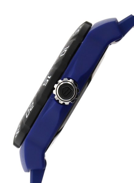 WBY1162.FT8105-PL130388_03