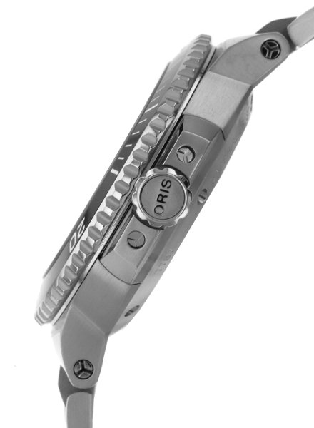 01 733 7787 4154-07 8 22 04PEB_03