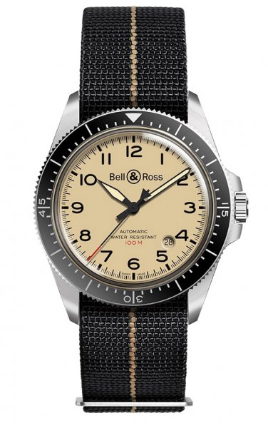 Bell & Ross BR V2-92 MILITARY BEIGE Bell & Ross BR V2-92 MILITARY BEIGE