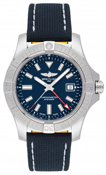 Breitling Avenger Automatic GMT 45 Breitling Avenger Automatic GMT 45