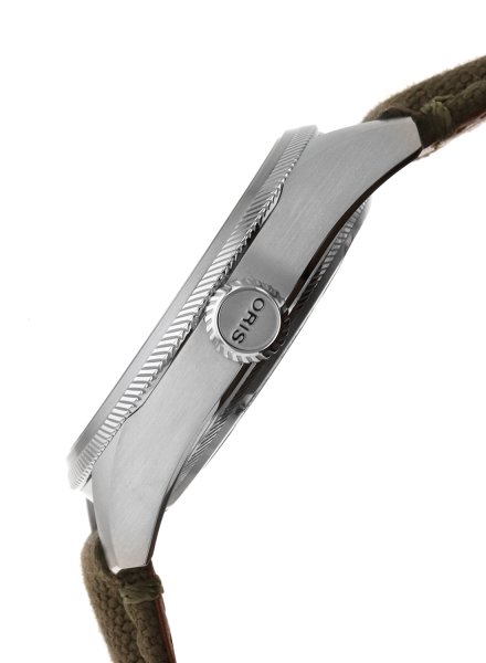 01 751 7761 4164-07 3 20 03LC-PL120275_04