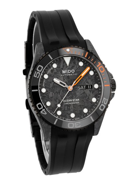 MIDO Ocean Star 200 C Carbon MIDO Ocean Star 200 C Carbon