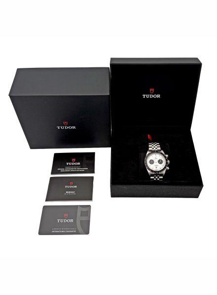 PLX501790.jpg